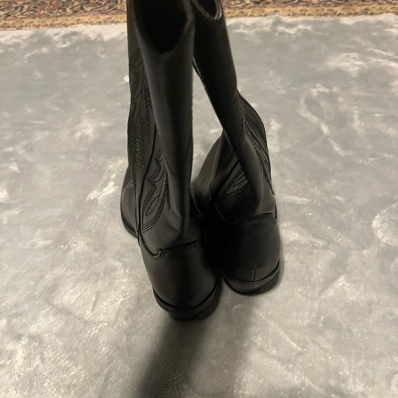 Black boots tall and western size 8.5 - Picture 4 of 13